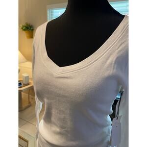 Women’s/Juniors Long Sleeve V Neck 3 Dots Top Size Small